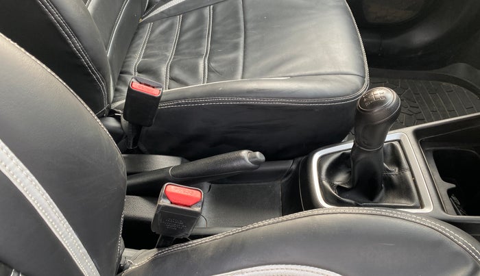 2023 Maruti Swift LXI, Petrol, Manual, 23,607 km, Gear Lever