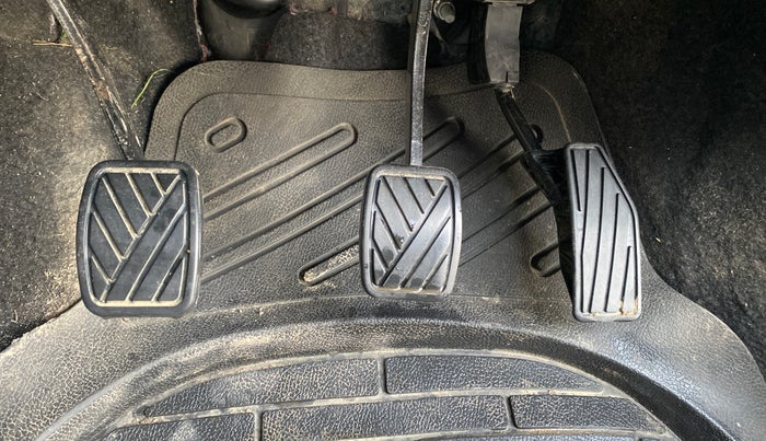 2023 Maruti Swift LXI, Petrol, Manual, 23,607 km, Pedals