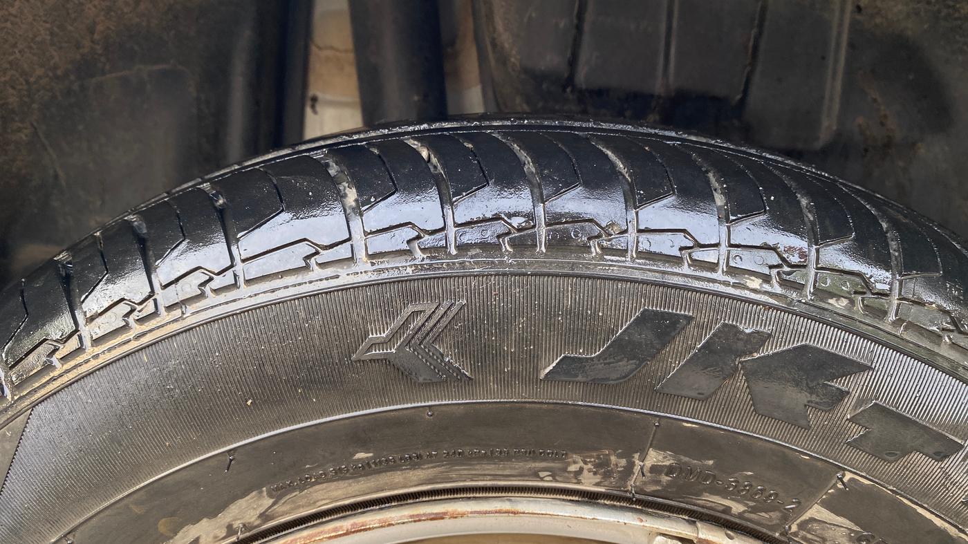 2023 Maruti Swift LXI, Petrol, Manual, 24,727 km, Right Rear Tyre Tread