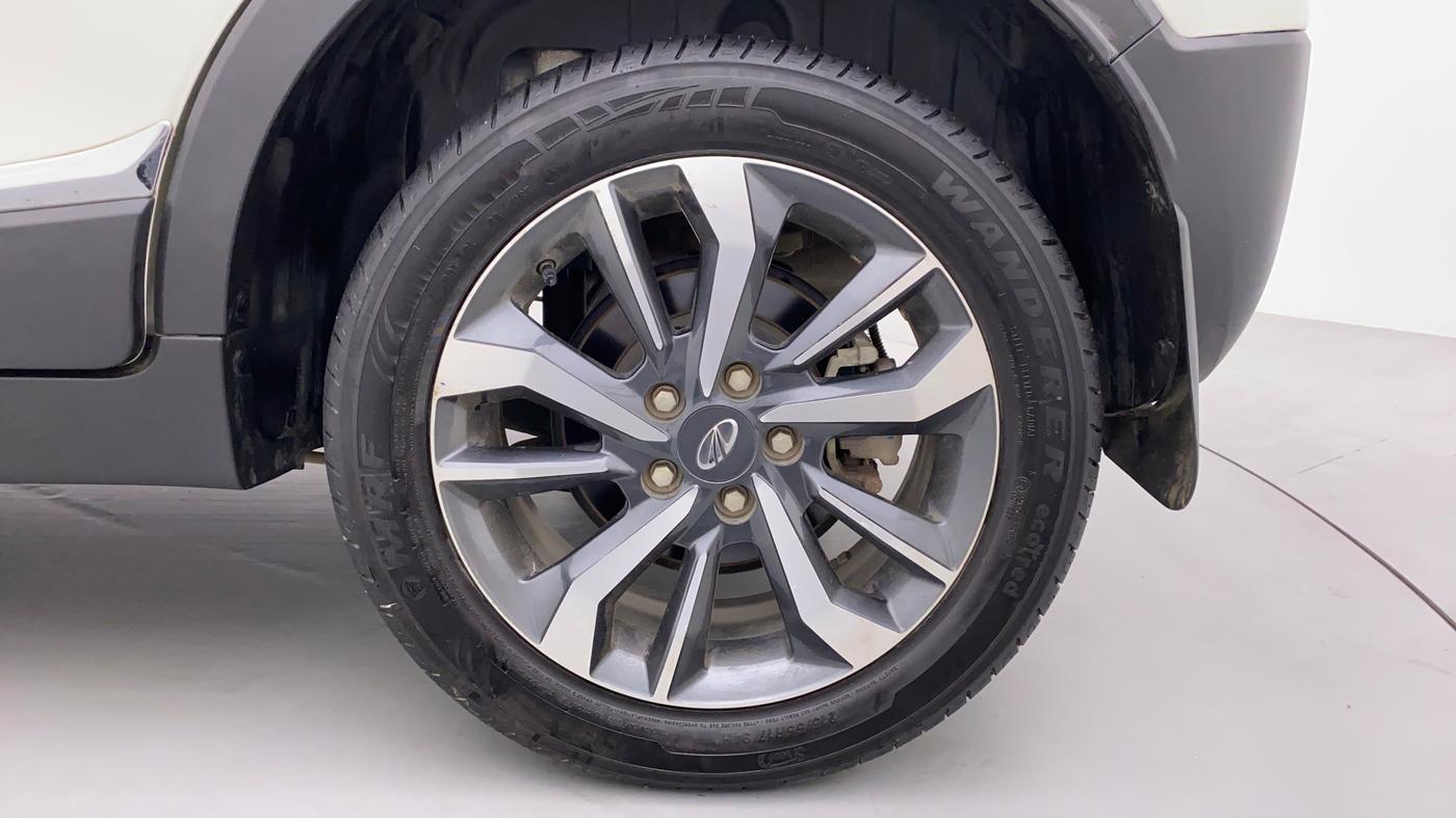2021 Mahindra XUV300 1.2 W8 OPT, Petrol, Manual, 13,215 km, Left Rear Wheel