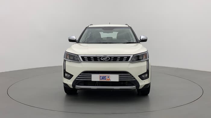 2021 Mahindra XUV300 1.2 W8 OPT, Petrol, Manual, 13,215 km, Front