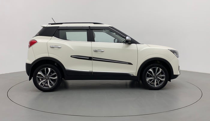 2021 Mahindra XUV300 1.2 W8 OPT, Petrol, Manual, 13,215 km, Right Side View
