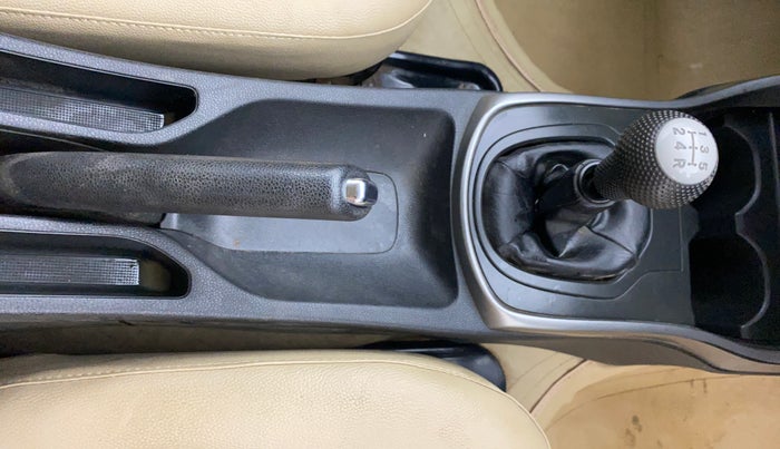 2015 Honda City 1.5L I-VTEC SV, Petrol, Manual, 80,810 km, Gear Lever