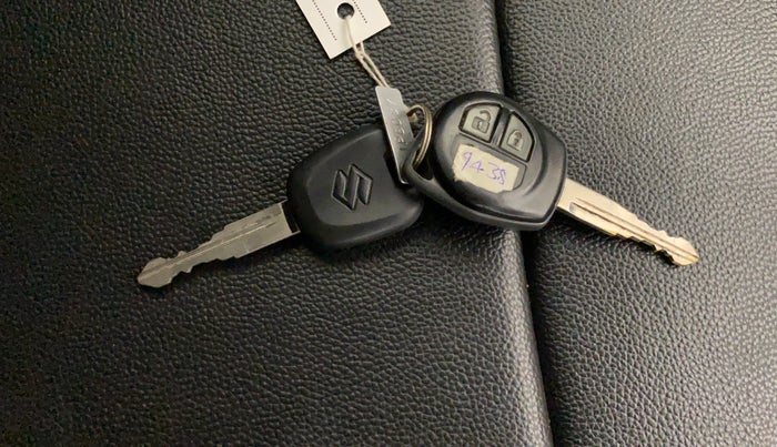 2021 Maruti S PRESSO VXI PLUS AMT, Petrol, Automatic, 73,876 km, Key Close Up
