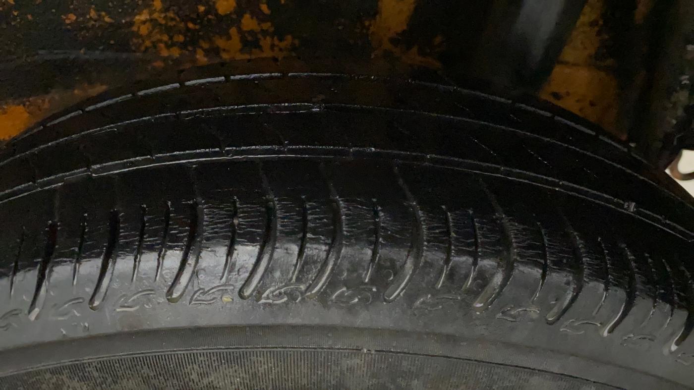2021 Maruti S PRESSO VXI PLUS AMT, Petrol, Automatic, 73,896 km, Left Rear Tyre Tread