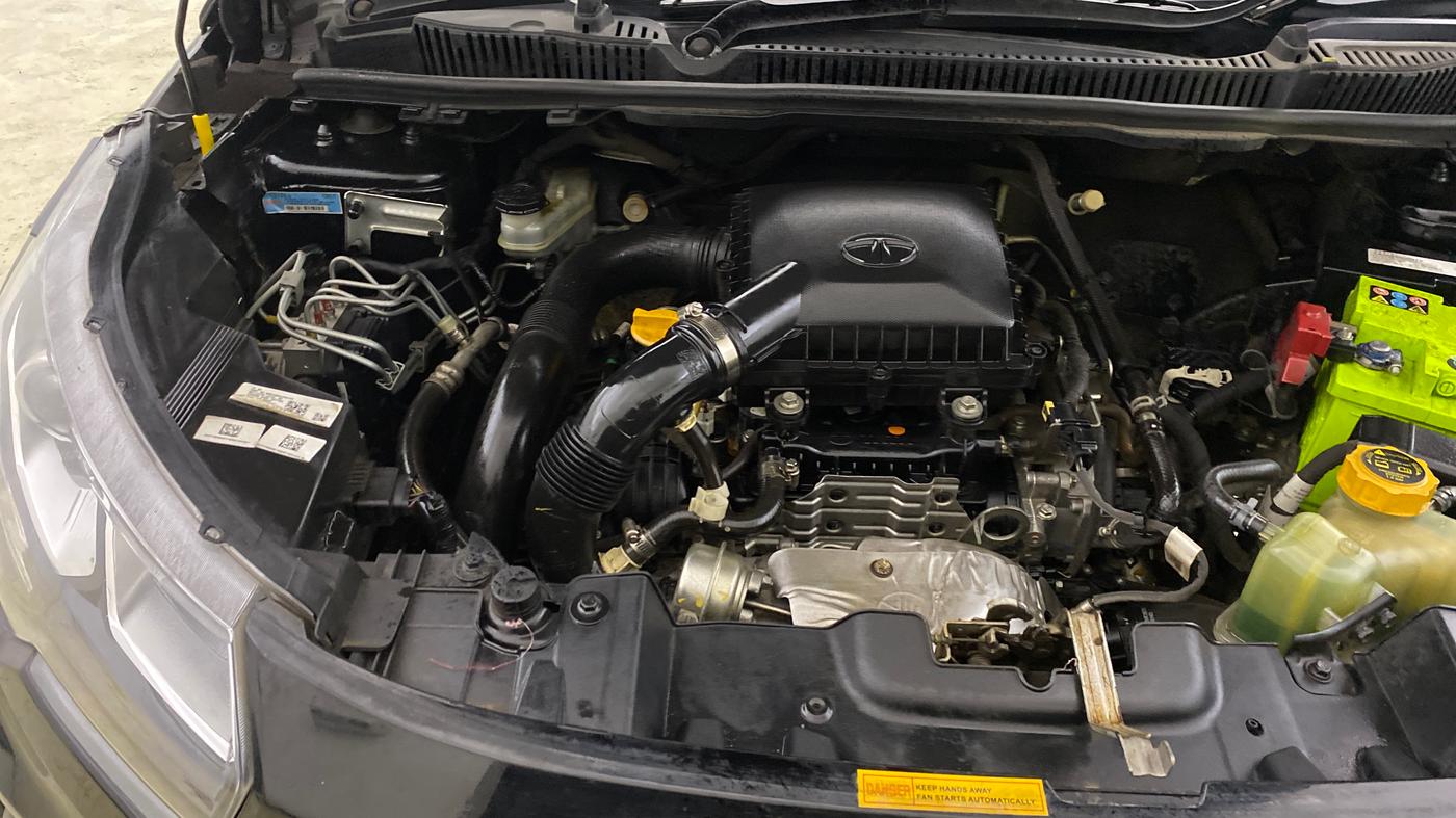 2022 Tata NEXON XZA PLUS PETROL DARK EDITION, Petrol, Automatic, 63,739 km, Engine View - Right