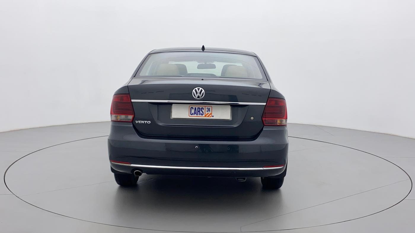 2015 Volkswagen Vento HIGHLINE 1.6 MPI, Petrol, Manual, 76,528 km, Back/Rear