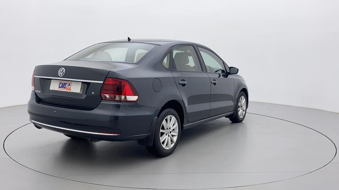 2015 Volkswagen Vento HIGHLINE 1.6 MPI, Petrol, Manual, 76,528 km, Right Back Diagonal