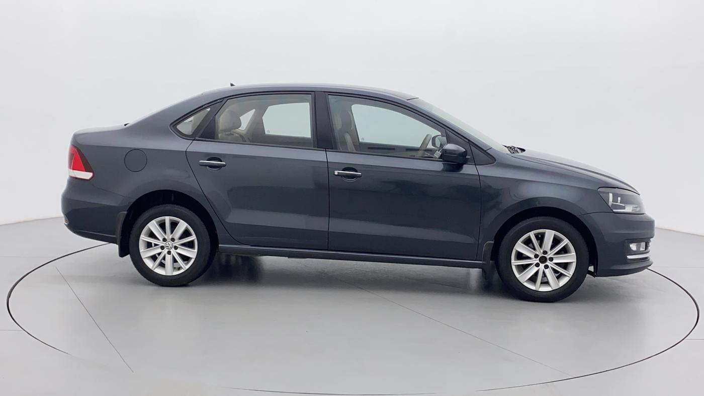 2015 Volkswagen Vento HIGHLINE 1.6 MPI, Petrol, Manual, 76,528 km, Right Side View