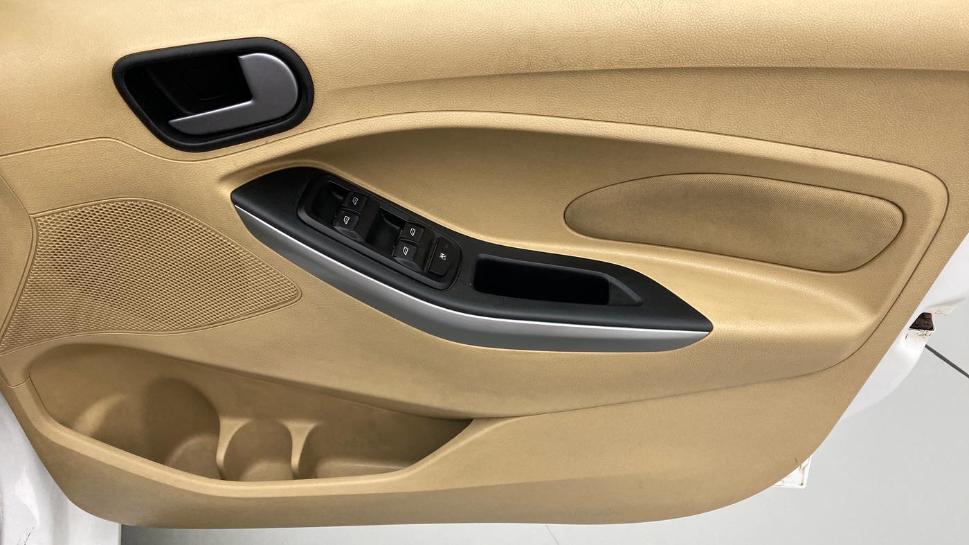 2019 Ford Figo Aspire TREND PLUS CNG, CNG, Manual, 48,025 km, Driver Side Door Panels Control