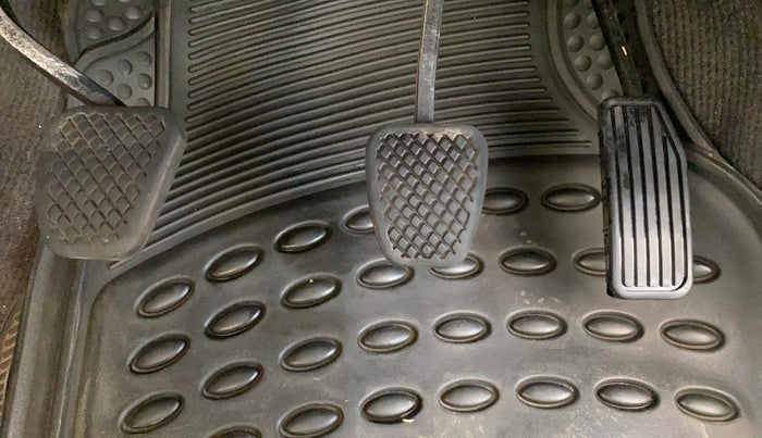 2012 Honda City 1.5L I-VTEC S MT, Petrol, Manual, 80,063 km, Pedals