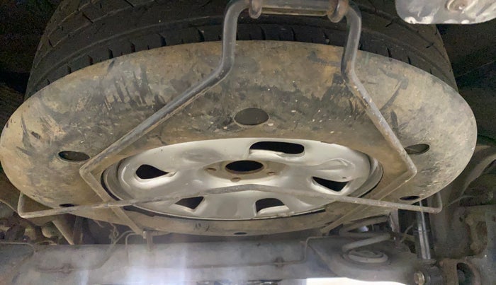 2013 Renault Duster 85 PS RXE DIESEL, Diesel, Manual, 1,00,493 km, Spare Tyre