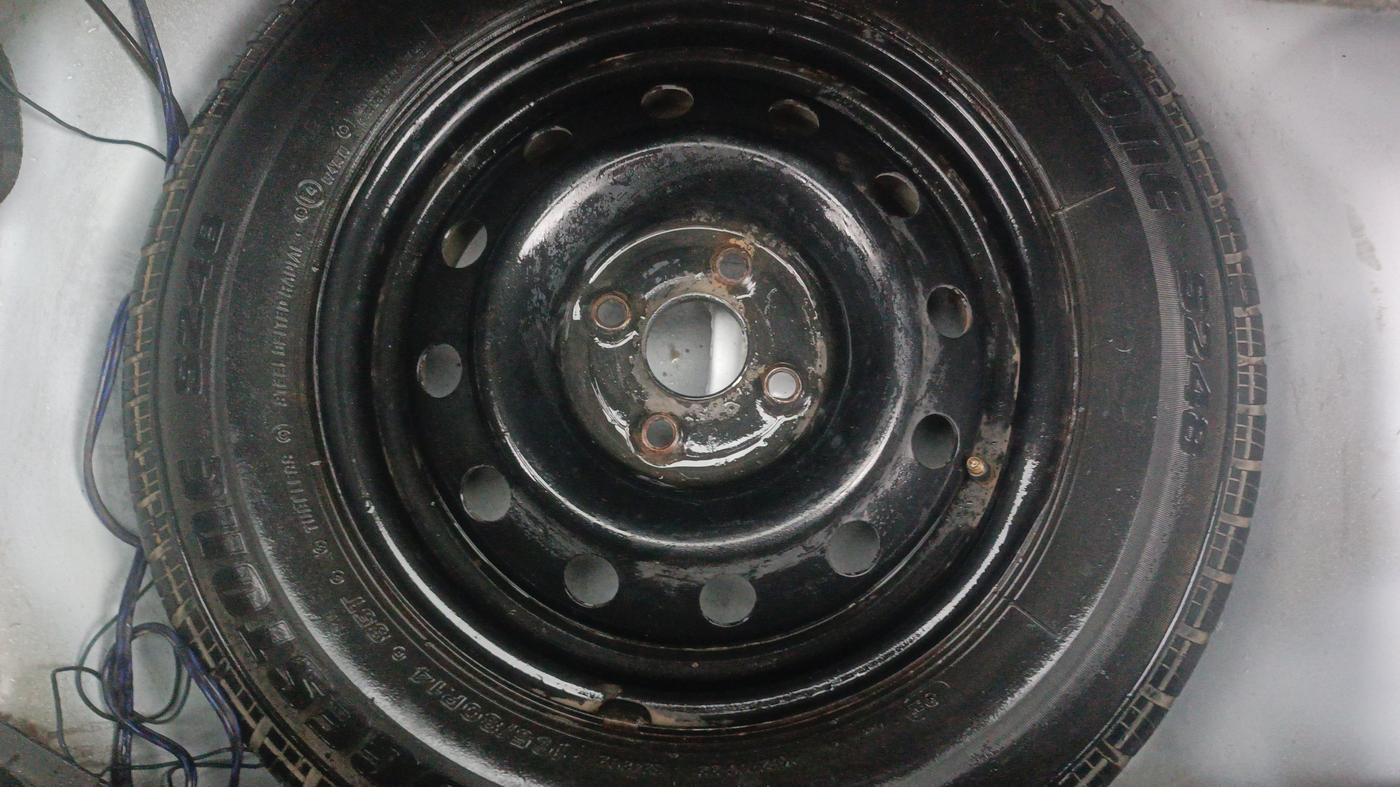 2014 Maruti Swift VXI, Petrol, Manual, 1,19,088 km, Spare Tyre