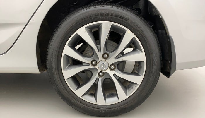 2017 Hyundai Verna 1.6 VTVT SX, Petrol, Manual, 37,308 km, Left Rear Wheel