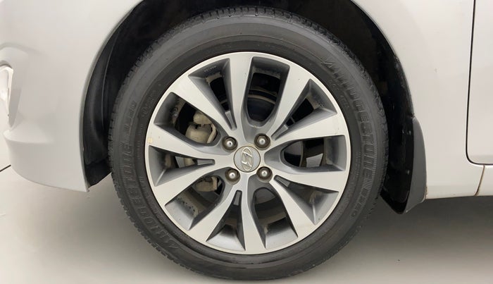 2017 Hyundai Verna 1.6 VTVT SX, Petrol, Manual, 37,308 km, Left Front Wheel