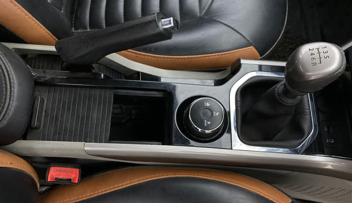 2019 Tata NEXON XZ PLUS PETROL DUAL TONE, CNG, Manual, 89,283 km, Gear Lever