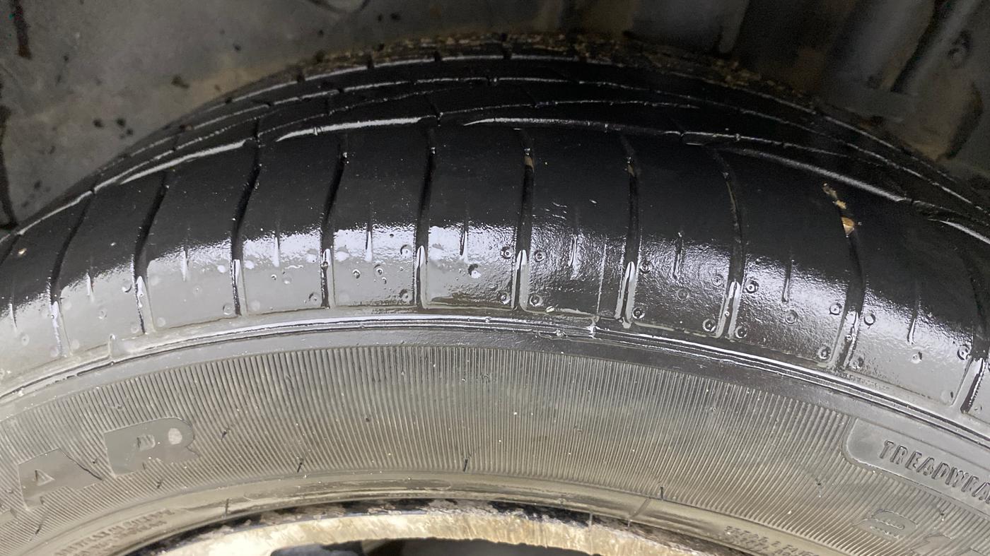 2019 Tata NEXON XZ PLUS PETROL DUAL TONE, CNG, Manual, 89,322 km, Left Rear Tyre Tread