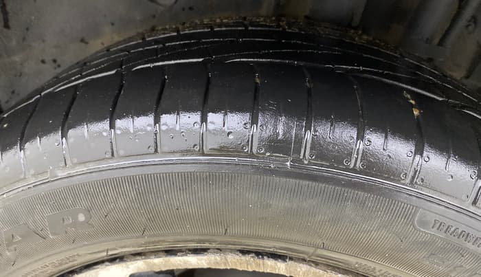 2019 Tata NEXON XZ PLUS PETROL DUAL TONE, CNG, Manual, 89,283 km, Left Rear Tyre Tread
