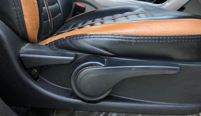 2019 Tata NEXON XZ PLUS PETROL DUAL TONE, CNG, Manual, 89,283 km, Driver Side Adjustment Panel