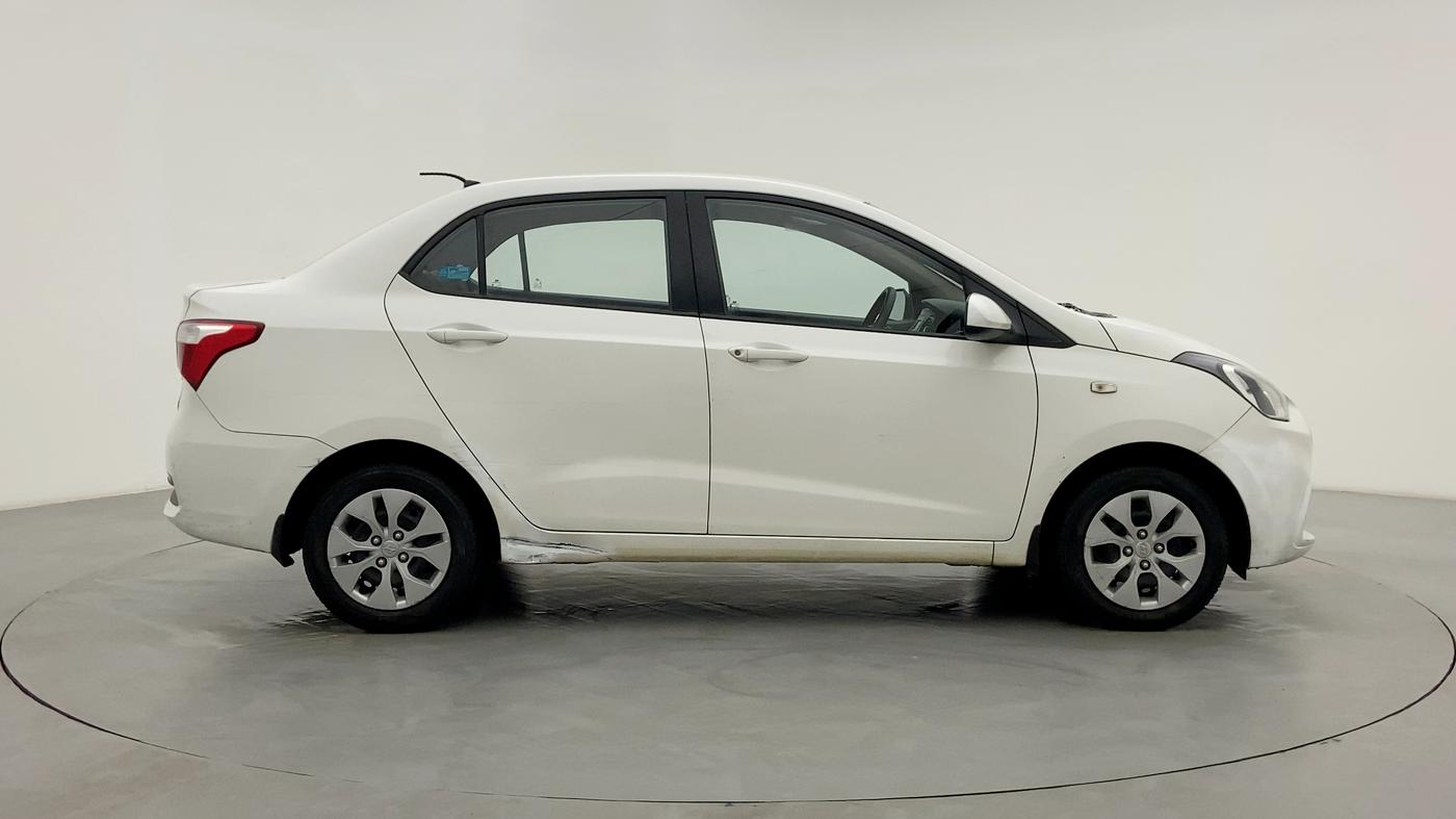 2018 Hyundai Xcent E PLUS, Petrol, Manual, 19,626 km, Right Side View