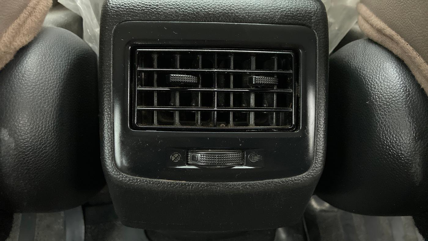 2018 Hyundai Xcent E PLUS, Petrol, Manual, 19,626 km, Rear AC Vents