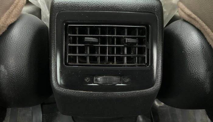 2018 Hyundai Xcent E PLUS, Petrol, Manual, 19,626 km, Rear AC Vents