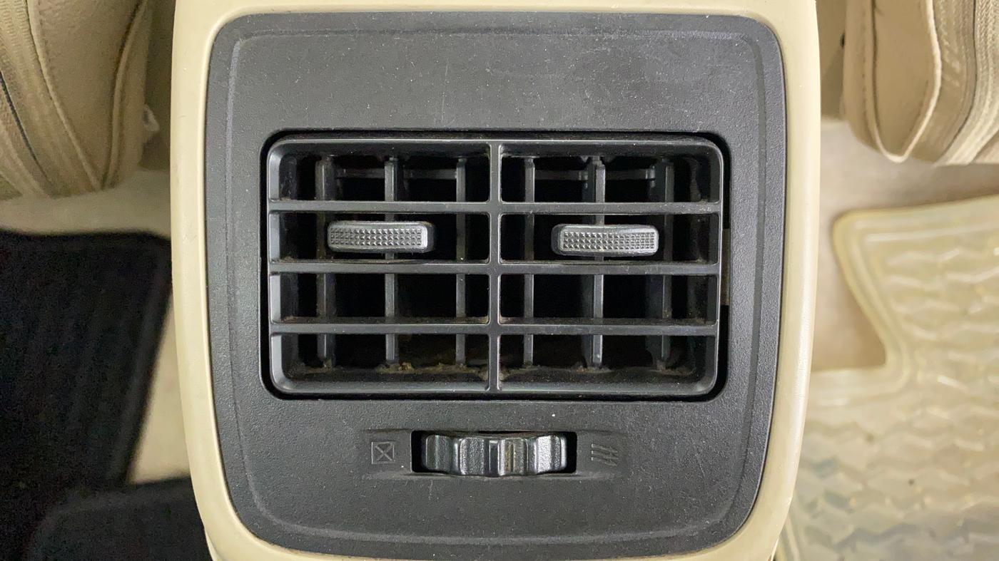 2018 Maruti Dzire VDI, Diesel, Manual, 57,143 km, Rear AC Vents