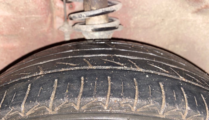 2014 Maruti Alto K10 LXI, Petrol, Manual, 31,311 km, Right Front Tyre Tread