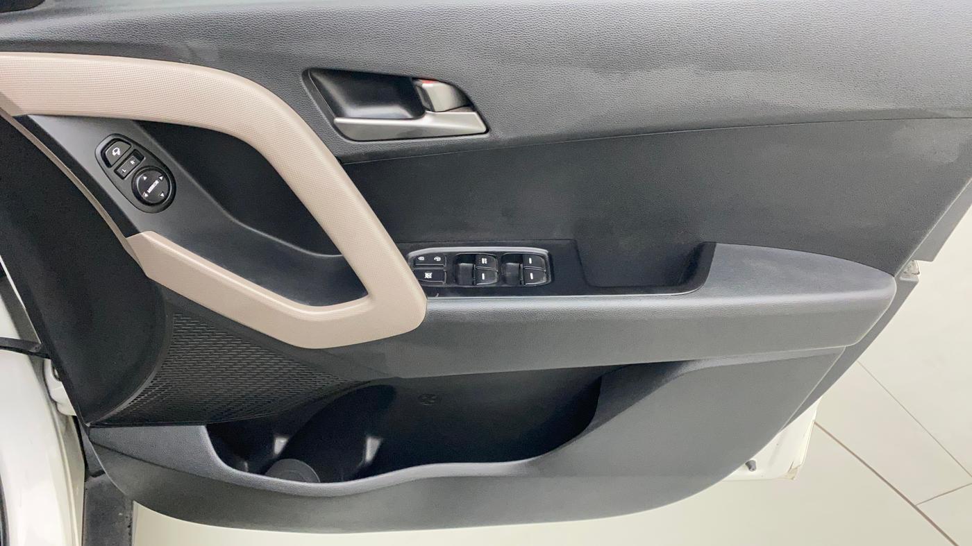 2017 Hyundai Creta SX PLUS 1.6 PETROL, Petrol, Manual, 90,228 km, Driver Side Door Panels Control