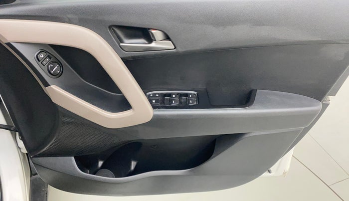 2017 Hyundai Creta SX PLUS 1.6 PETROL, Petrol, Manual, 90,228 km, Driver Side Door Panels Control
