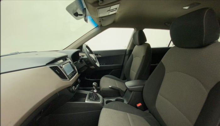 2017 Hyundai Creta SX PLUS 1.6 PETROL, Petrol, Manual, 90,228 km, Right Side Front Door Cabin