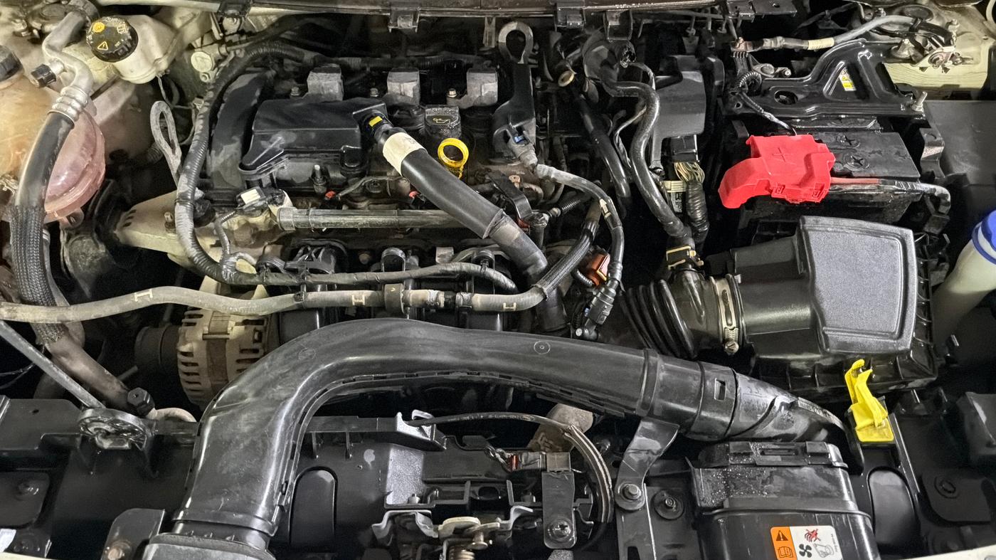 2021 Ford New Figo TITANIUM PLUS 1.2 PETROL AT, Petrol, Automatic, 69,969 km, Engine View
