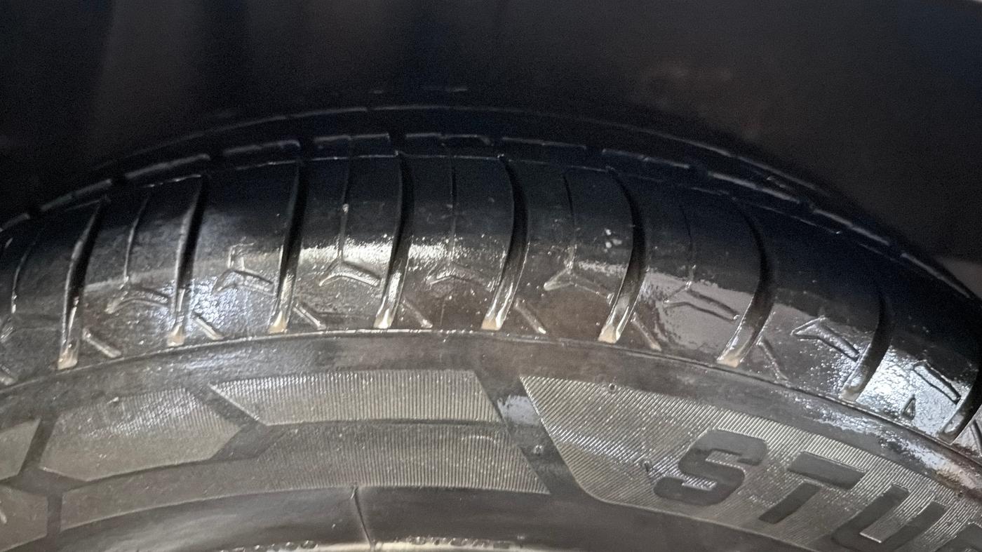 2021 Ford New Figo TITANIUM PLUS 1.2 PETROL AT, Petrol, Automatic, 69,969 km, Right Rear Tyre Tread