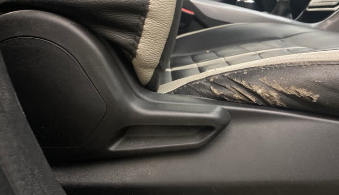 2022 Tata NEXON XM SUNROOF PETROL, Petrol, Manual, 52,446 km, Driver Side Adjustment Panel