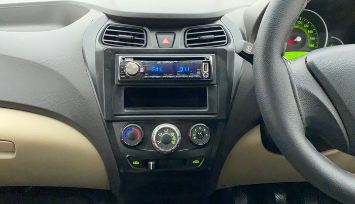 2017 Hyundai Eon MAGNA PLUS, Petrol, Manual, 30,484 km, Air Conditioner