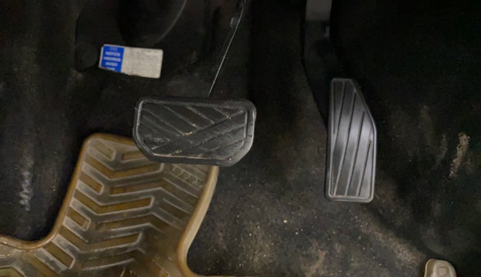 2017 Maruti IGNIS ZETA 1.2 AMT, Petrol, Automatic, 57,417 km, Pedals