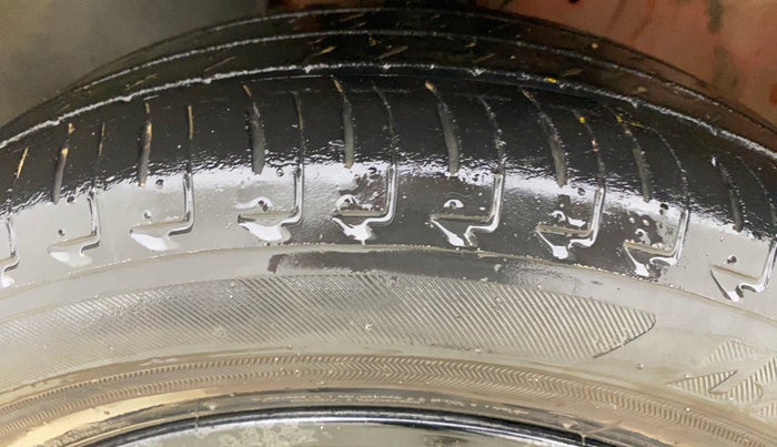 2017 Maruti IGNIS ZETA 1.2 AMT, Petrol, Automatic, 57,417 km, Left Front Tyre Tread