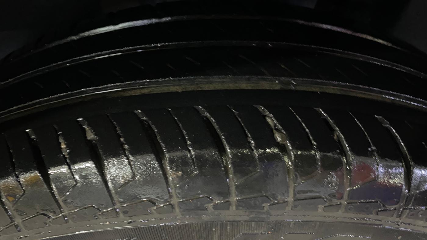 2023 Maruti Swift VXI AMT, Petrol, Automatic, 50,231 km, Left Rear Tyre Tread
