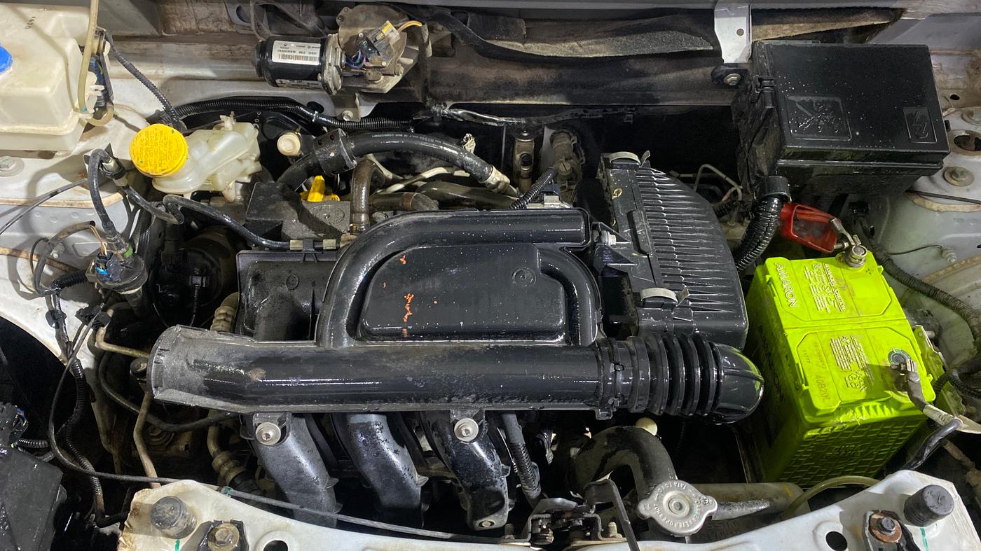 2022 Renault Kwid RXT 1.0, Petrol, Manual, 45,761 km, Engine View