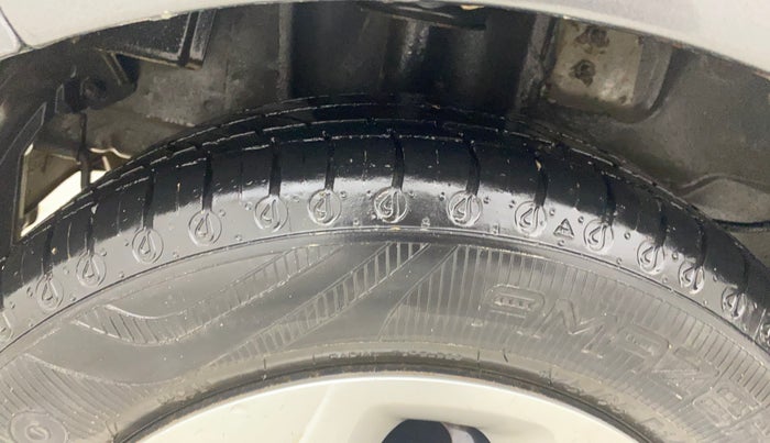 2021 Tata Tiago XT (O) PETROL, CNG, Manual, 49,612 km, Right Rear Tyre Tread