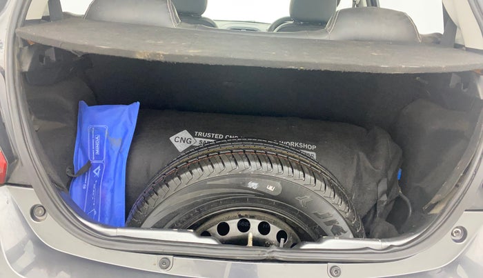 2021 Tata Tiago XT (O) PETROL, CNG, Manual, 49,612 km, Boot Inside