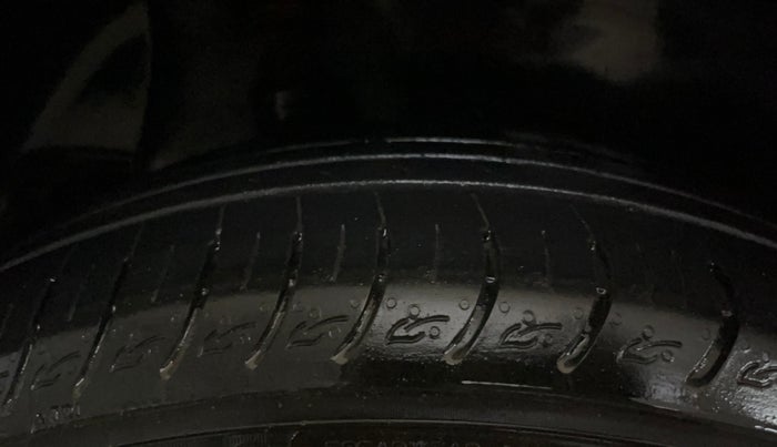 2016 Hyundai Creta S 1.6 PETROL, Petrol, Manual, 58,584 km, Right Rear Tyre Tread