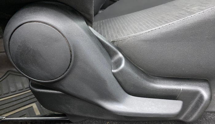 2018 Maruti IGNIS DELTA 1.2, Petrol, Manual, 55,142 km, Driver Side Adjustment Panel