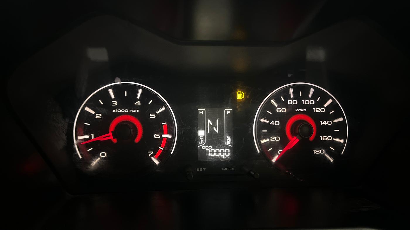 2017 Mahindra KUV 100 NXT K8 P 6 STR, Petrol, Manual, 69,976 km, Odometer Image