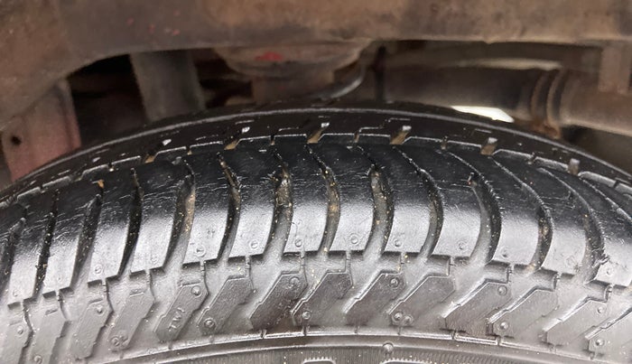 2013 Maruti Alto K10 VXI, Petrol, Manual, 67,172 km, Left Rear Tyre Tread