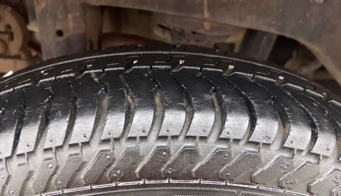 2013 Maruti Alto K10 VXI, Petrol, Manual, 67,172 km, Right Rear Tyre Tread