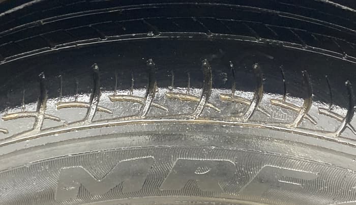 2016 Maruti Baleno DELTA PETROL 1.2, Petrol, Manual, 40,612 km, Left Rear Tyre Tread