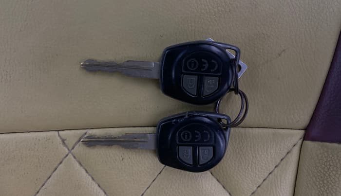 2016 Maruti Baleno DELTA PETROL 1.2, Petrol, Manual, 40,612 km, Key Close Up