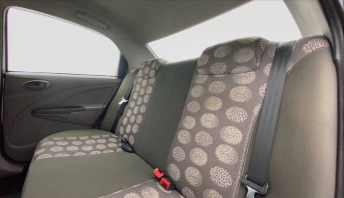 2011 Toyota Etios G, Petrol, Manual, 79,468 km, Right Side Rear Door Cabin
