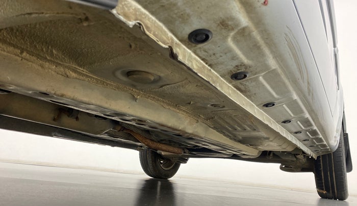 2011 Toyota Etios G, Petrol, Manual, 79,468 km, Right Side Underbody
